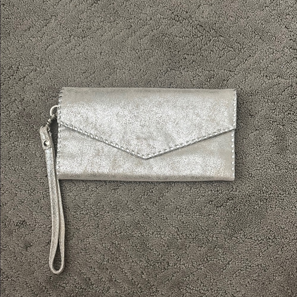 Elegant Silver Clutch with Textured Finish